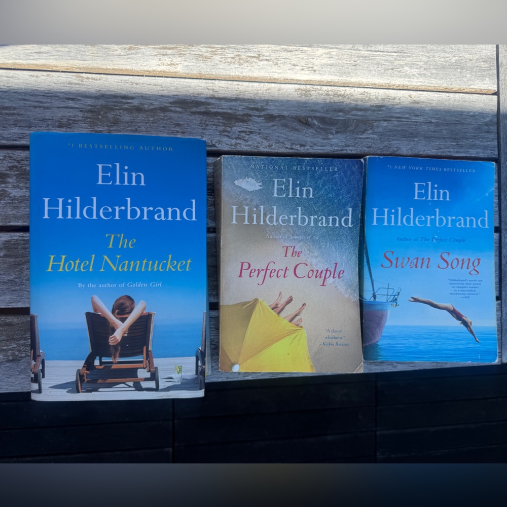 Elin Hilderbrand Books